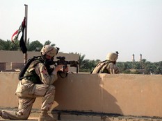 Patrol_on_roof